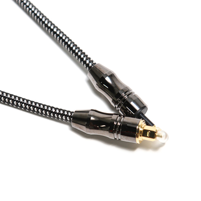 Le câble audio optique TOSLINK tressé par Digital a plaqué le métal 4K Connecotr pour la barre de son de théâtre
