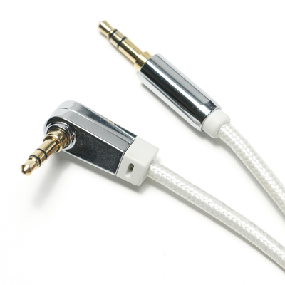 Câble SPDIF Audio numérique AUX blanc 90 ° 3.5mm corde tricotée alliage d'aluminium plaqué pour haut-parleur audio de voiture 0.92M