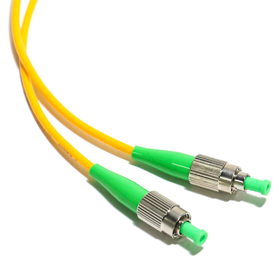La correction optique de fibre attachent le port jaune de mode unitaire de 3.0MM pour le réseau 2M 3M de LAN WLAN
