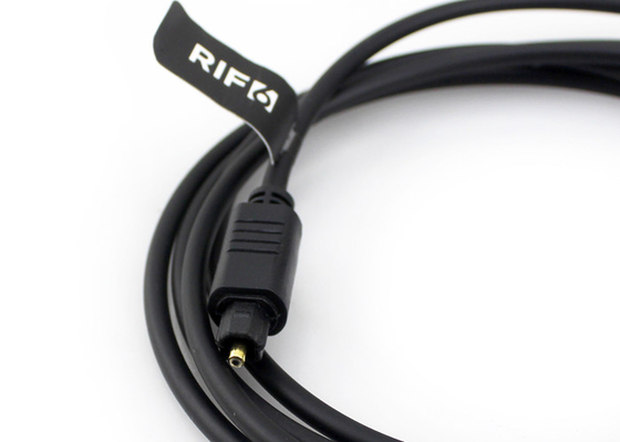 L'or a plaqué 4.0mm câble à fibres optiques de 90 degrés, câble à fibre optique audio de Toslink